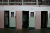 Alcatraz Solitary Confinement.jpg - 2008:02:23 20:17:05